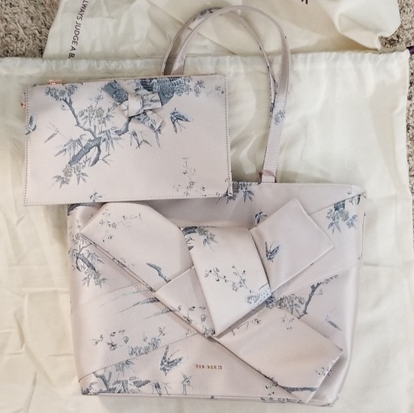 🚫SOLD🚫NWT TED BAKER CAIYA GIANT KNOT BOW SHOPPER - Picture 1 of 8